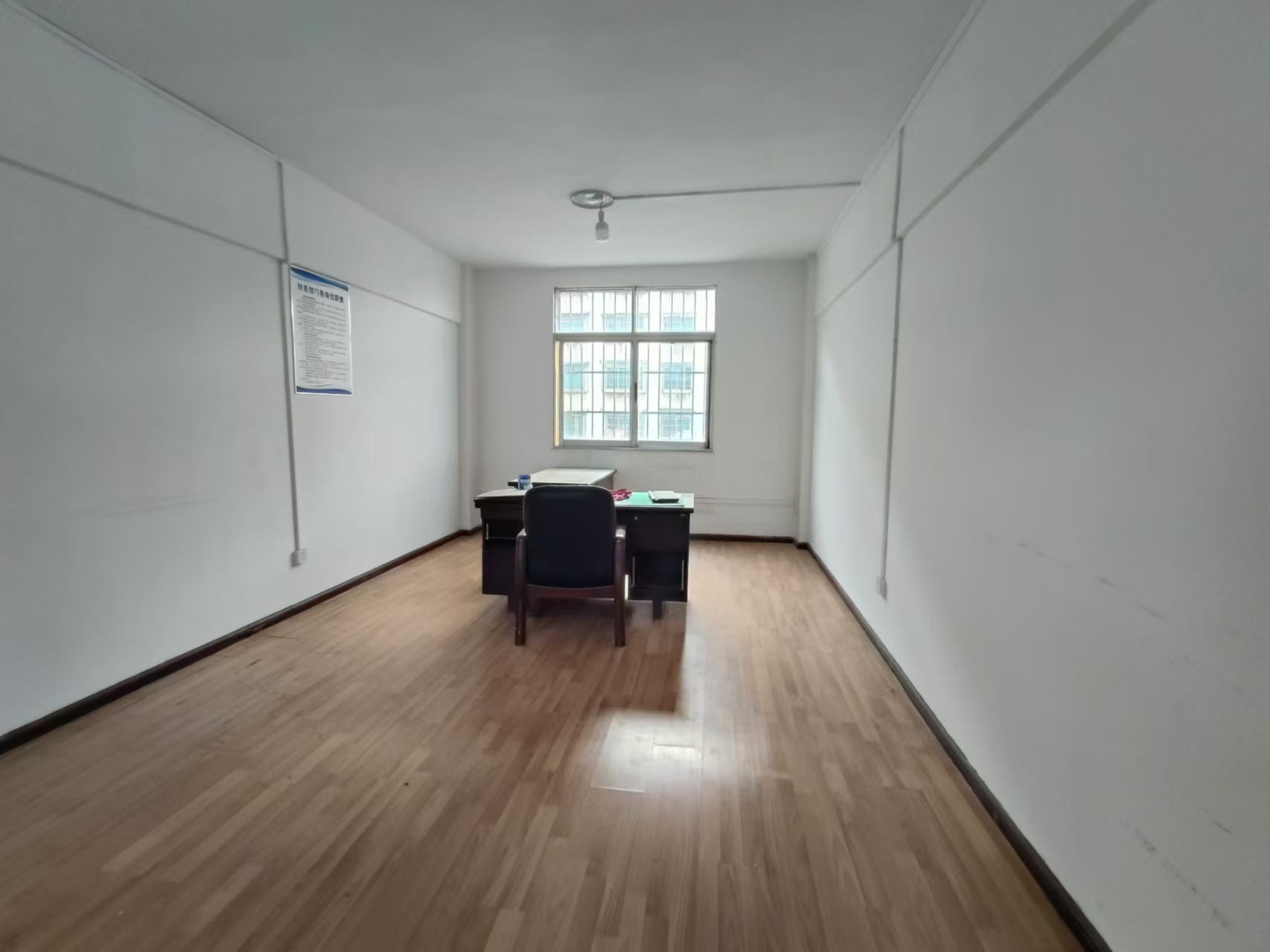 白云区铝建路独栋物业出租 好停车带前后院